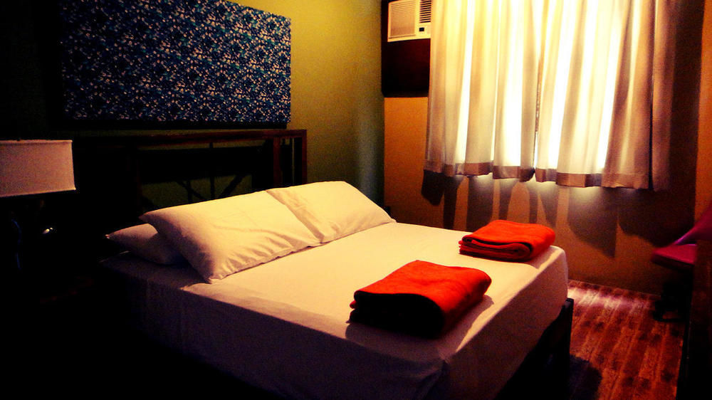 Purple Tree Bed & Breakfast Paranaque City Екстериор снимка